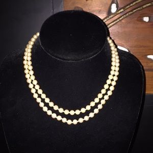 Faux  pearl necklace